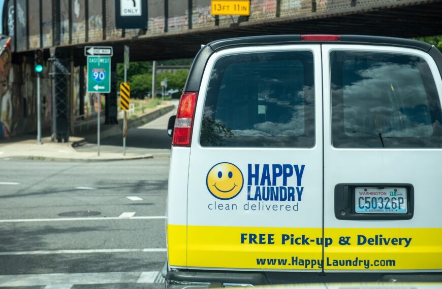 Save Time with Wash and Fold Laundry Services in Mead